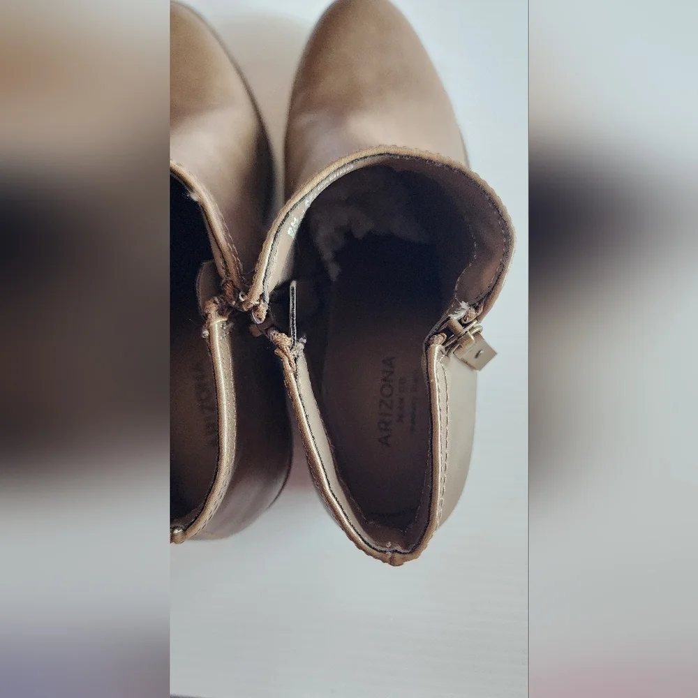 Arizona Jean Company Brown Ankle Booties with Side Zipper - Picture 6 of 8